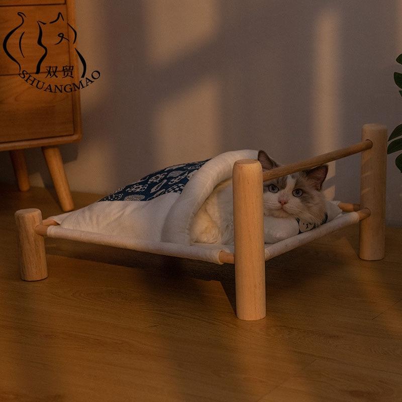 Cute Mini Wooden Cat Bed with Blanket